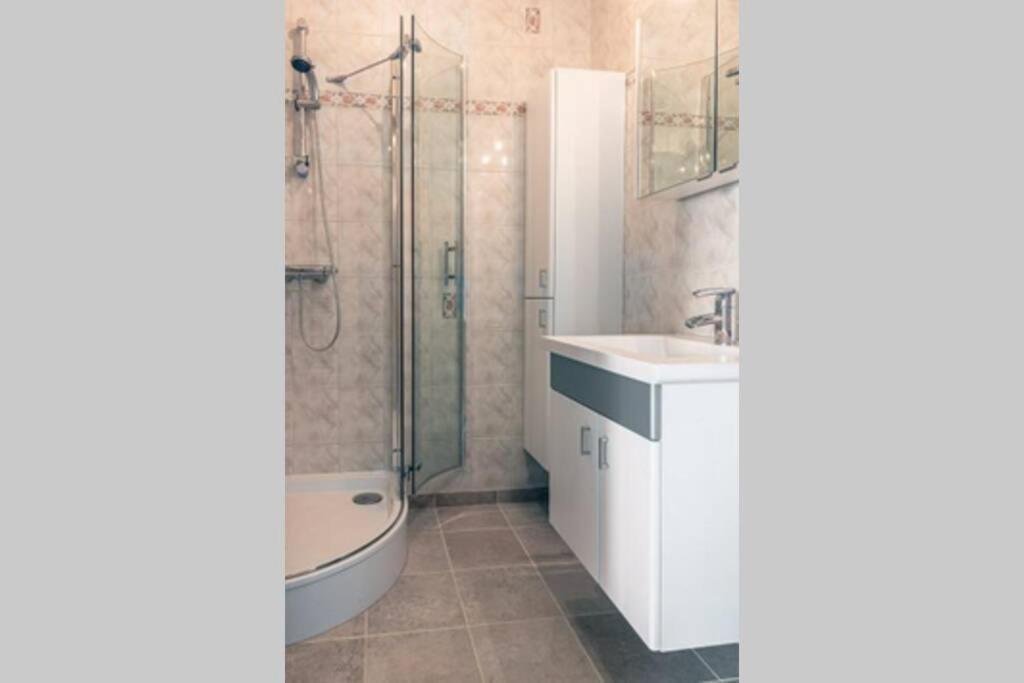 קוקסיידה Appartment With Frontal Sea View With 3 Bedrooms מראה חיצוני תמונה